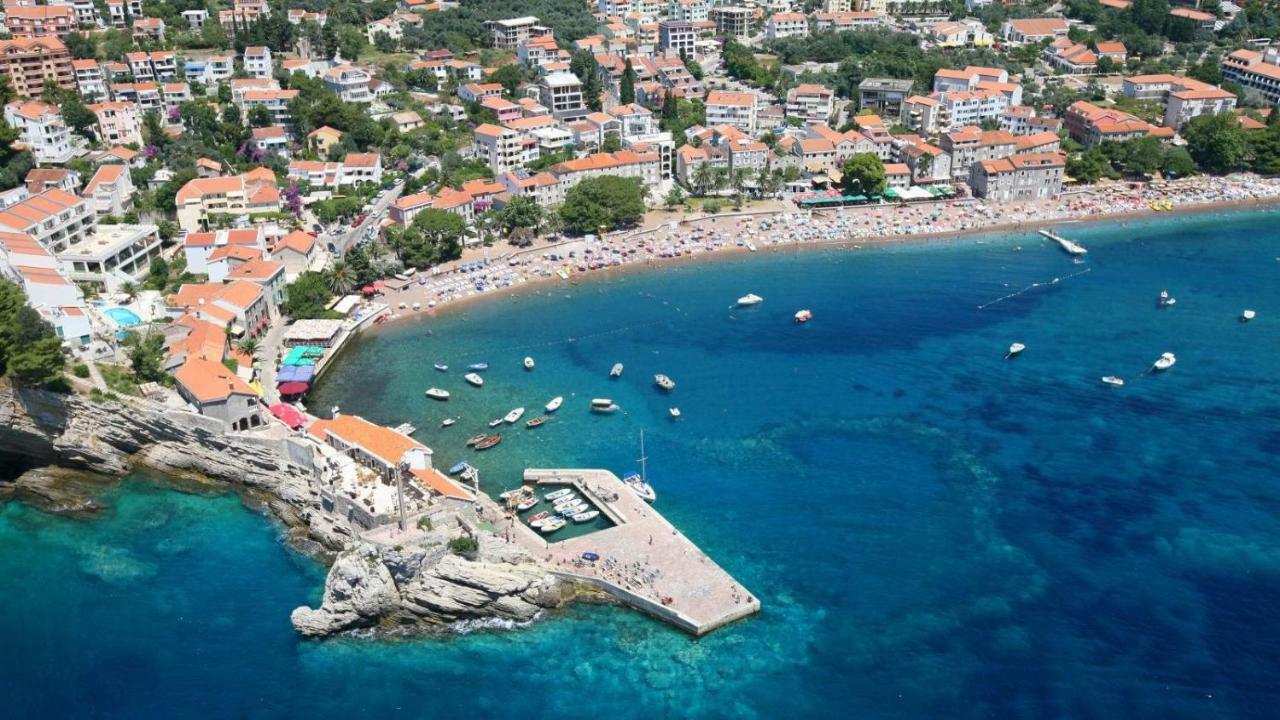 Montenegro Sea Pearl Apartments Petrovac Buitenkant foto